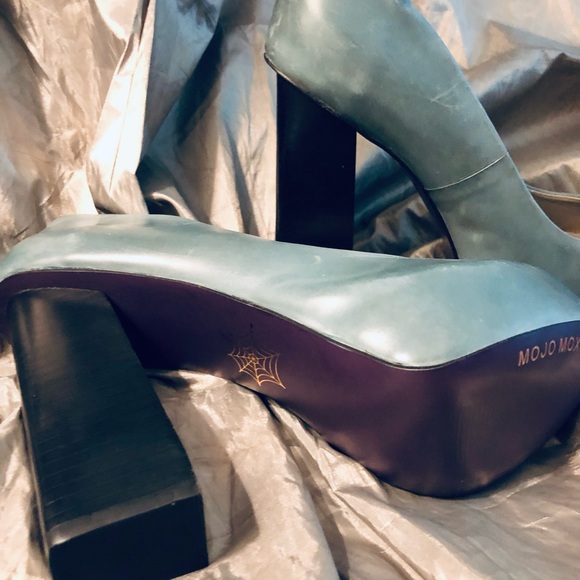 Mojo Moxy blue leather platform block heels! - Picture 6 of 6